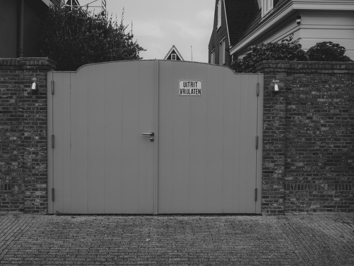 Automatic driveway gates Williamstown